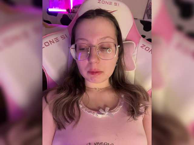 henby-streams BongaCams Model