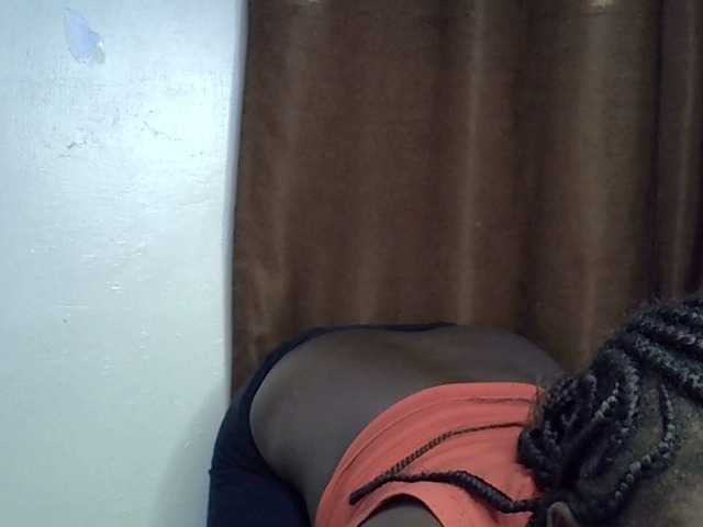 sweet-luna1 BongaCams Model