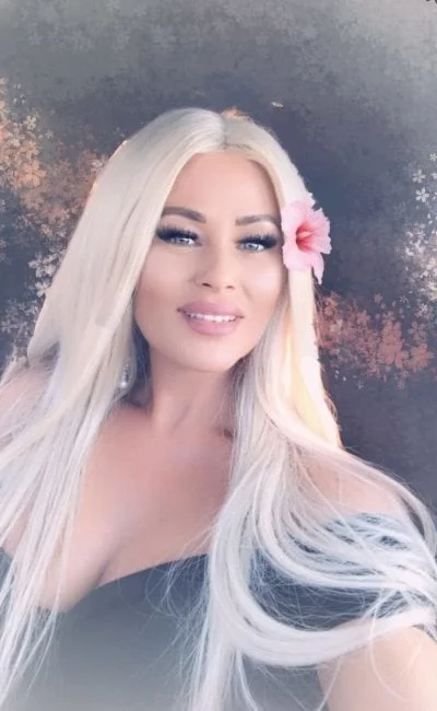 MILFBARBY Stripchat Model